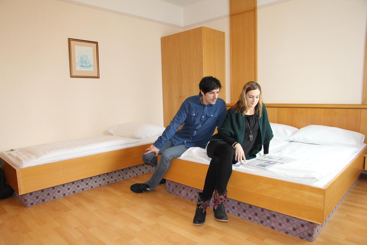 Wohnen Beim Baecker Weinberger Bed and Breakfast Ybbs an der Donau Buitenkant foto